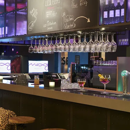 Moxy Amsterdam Schiphol Airport
