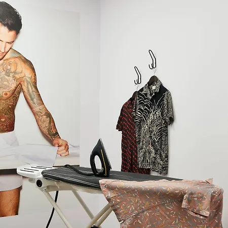 Moxy Amsterdam Schiphol Airport