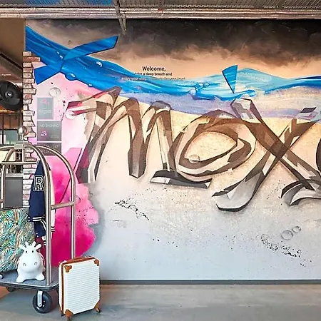 Moxy Amsterdam Schiphol Airport 4* Hoofddorp