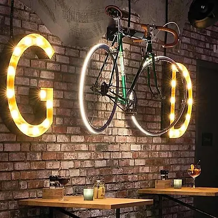 Szálloda Moxy Amsterdam Schiphol Airport Hoofddorp