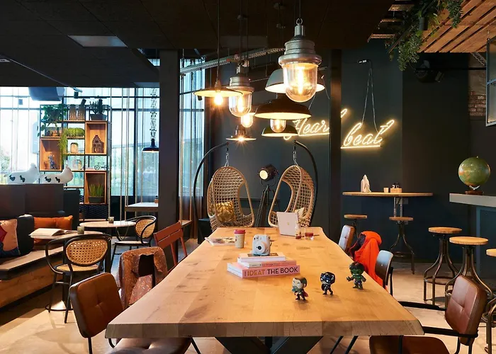 Moxy Amsterdam Schiphol Airport Hoofddorp