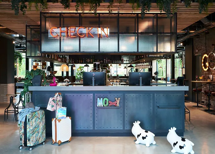 Moxy Amsterdam Schiphol Airport Hotel Hoofddorp