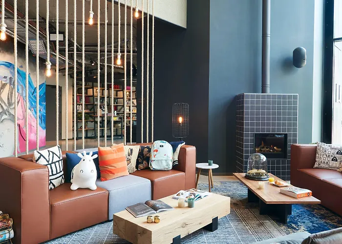 Moxy Amsterdam Schiphol Airport