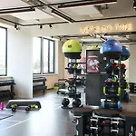 Hotel Moxy Amsterdam Schiphol Airport